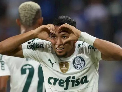 Palmeiras vence o Emelec e segue 100% na Libertadores