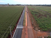Governo do Estado entrega Asfalto da estrada que dá acesso a Fundação MS, valorizando assim, pesquisa e tecnologia no ramo do Agronegócio Governo do Estado entrega Asfalto da estrada que dá acesso a Fundação MS, valorizando assim, pesquisa e tecnologia no ramo do Agronegócio