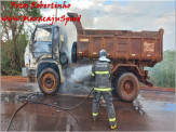Maracaju: Bombeiros atendem ocorrência de incêndio em caminhão na BR-267