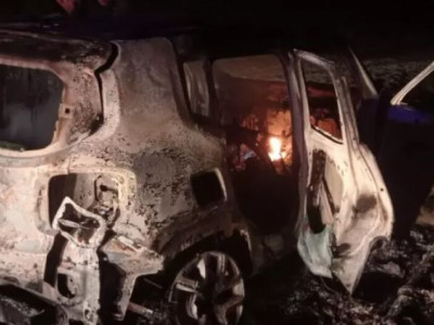 Ataque de pistoleiros a pizzaria deixa feridos na região de fronteira Ataque de pistoleiros a pizzaria deixa feridos na região de fronteira