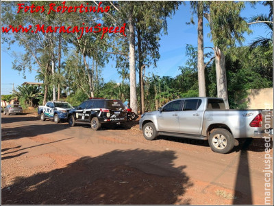 Maracaju: Homem é encontrado morto em terreno baldio, com indícios de suicídio Maracaju: Homem é encontrado morto em terreno baldio, com indícios de suicídio