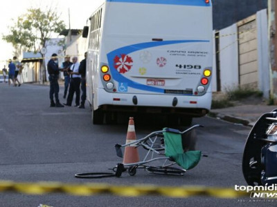 Homem em cadeira de rodas morre atropelado por ônibus no Zé Pereira