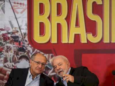 MDB oficializa apoio a Lula em 11 Estados e tira palanques de Tebet