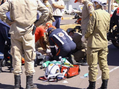 Idoso atropelado recupera sinais vitais após meia hora de ressuscitação Idoso atropelado recupera sinais vitais após meia hora de ressuscitação