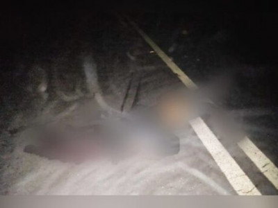 Ônibus atropela e mata homem deitado ao lado da bicicleta durante neblina