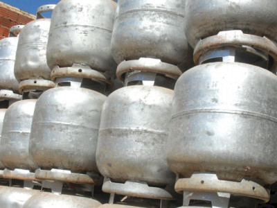 Petrobras reduz preço do gás de cozinha para distribuidoras Petrobras reduz preço do gás de cozinha para distribuidoras