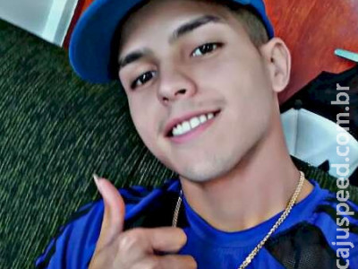 Jovem foi executado por mascarados na frente da casa da ex-mulher Jovem foi executado por mascarados na frente da casa da ex-mulher