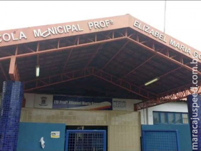 Mãe procura polícia após filho alegar que levou tapa de professor Mãe procura polícia após filho alegar que levou tapa de professor