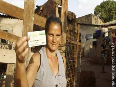 Governo paga amanhã 13º do Mais Social para 87 mil famílias Governo paga amanhã 13º do Mais Social para 87 mil famílias