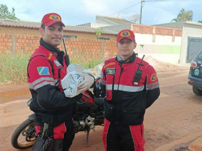 Grupo pede doações para recém-nascido encontrado sozinho no Aero Rancho Grupo pede doações para recém-nascido encontrado sozinho no Aero Rancho
