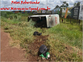 Maracaju: Ônibus com cerca de 30 bolivianos tomba em rotatória na BR-267 Maracaju: Ônibus com cerca de 30 bolivianos tomba em rotatória na BR-267