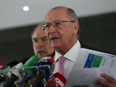 Exportadores rurais terão linha de crédito de US$ 1 bilhão Exportadores rurais terão linha de crédito de US$ 1 bilhão