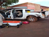 Maracaju: Caminhão Munck de empresa terceirizada da Energiza, destrói caminhonete Hilux na Av. Marechal Floriano