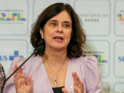 Ministra anuncia atualização da vacina contra pólio a partir de 2024 Ministra anuncia atualização da vacina contra pólio a partir de 2024