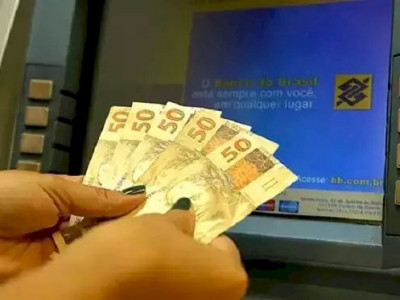 Aposentadores e pensionistas poderão sacar benefício na segunda-feira Aposentadores e pensionistas poderão sacar benefício na segunda-feira