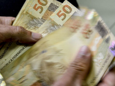 Desenrola renegociou quase R$ 10 bilhões, aponta Febraban Desenrola renegociou quase R$ 10 bilhões, aponta Febraban