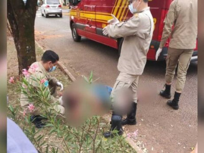 Mulher é assassinada com golpes de faca pelo ex-marido em Paranaíba Mulher é assassinada com golpes de faca pelo ex-marido em Paranaíba