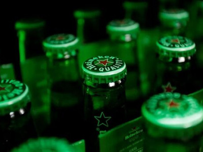 Resposta à guerra na Ucrânia: Heineken vende toda operação na Rússia por 1 euro