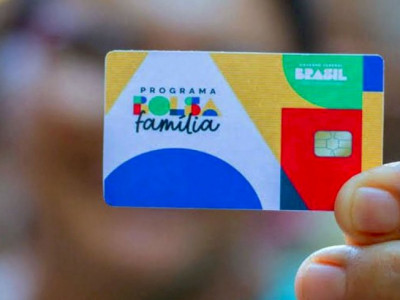 Caixa paga novo Bolsa Família a beneficiários com NIS de final 4 Caixa paga novo Bolsa Família a beneficiários com NIS de final 4