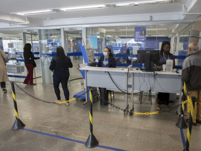Em dois meses, bancos renegociam R$ 13 bilhões em dívidas do Desenrola Em dois meses, bancos renegociam R$ 13 bilhões em dívidas do Desenrola