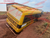 Maracaju: Corpo de Bombeiros atendem acidente de tombamento de ônibus escolar da rede municipal