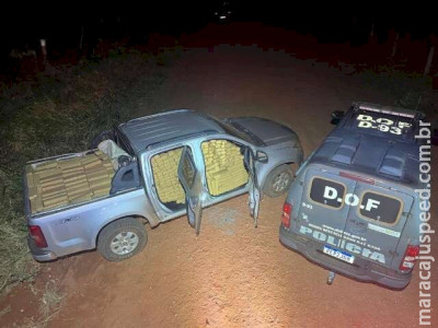 Polícia apreende 1,3 tonelada de maconha em caminhonete abandonada Polícia apreende 1,3 tonelada de maconha em caminhonete abandonada