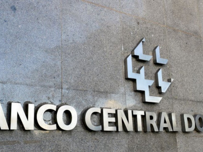 Contas externas têm saldo negativo de US$ 1,6 bilhão em novembro Contas externas têm saldo negativo de US$ 1,6 bilhão em novembro