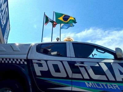 Após denúncia, PM encontra bicicleta deixada por homem em milharal Após denúncia, PM encontra bicicleta deixada por homem em milharal
