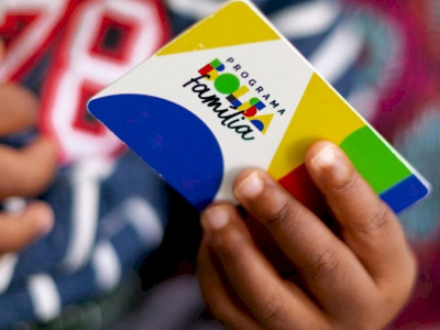 Caixa paga Bolsa Família a beneficiários com NIS de final 7 Caixa paga Bolsa Família a beneficiários com NIS de final 7