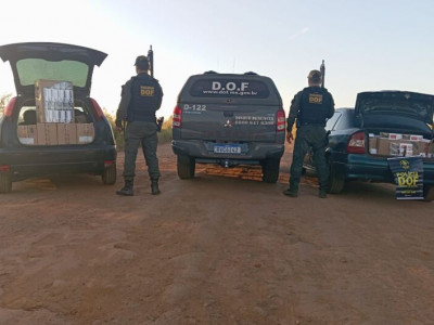 Polícia apreende dois mil pacotes de cigarros contrabandeados na BR-463 Polícia apreende dois mil pacotes de cigarros contrabandeados na BR-463