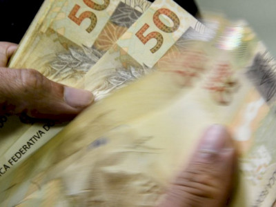 Poupança tem entrada líquida de R$ 8,2 bilhões em maio Poupança tem entrada líquida de R$ 8,2 bilhões em maio
