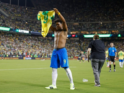 Seleção Brasileira enfrenta EUA hoje em último amistoso antes da Copa América Seleção Brasileira enfrenta EUA hoje em último amistoso antes da Copa América