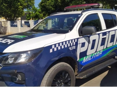 Homem embriagado é detido após agressão com espeto em Aquidauana Homem embriagado é detido após agressão com espeto em Aquidauana