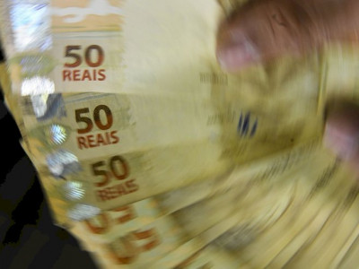 Governo nega confisco de valores esquecidos em bancos Governo nega confisco de valores esquecidos em bancos
