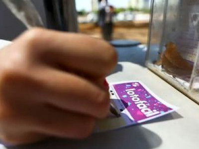 Lotofácil da Independência sorteia prêmio estimado em R$ 200 milhões Lotofácil da Independência sorteia prêmio estimado em R$ 200 milhões