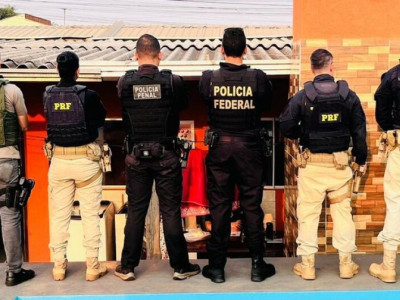 Operação cumpre mandados e mira paiol utilizado por facção criminosa em MS Operação cumpre mandados e mira paiol utilizado por facção criminosa em MS