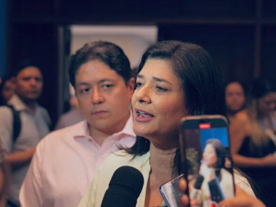 Rose quer  Rose quer