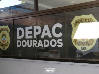 Motorista embriagado causa acidente, fica ferido e durante atendimento médico agride profissional Motorista embriagado causa acidente, fica ferido e durante atendimento médico agride profissional
