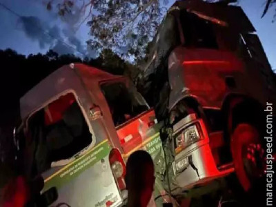 Acidente deixa ao menos nove mortos na região de Chapada Diamantina Acidente deixa ao menos nove mortos na região de Chapada Diamantina