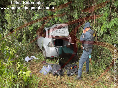 Maracaju: PMRv recupera veículo furtado e joias roubadas no Conjunto São Rafael Maracaju: PMRv recupera veículo furtado e joias roubadas no Conjunto São Rafael