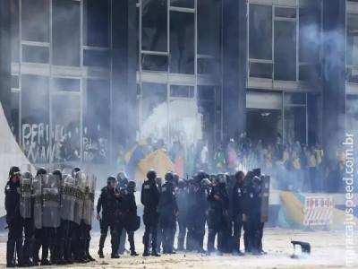 STF condena mais 63 envolvidos em atos antidemocráticos de 8 de janeiro STF condena mais 63 envolvidos em atos antidemocráticos de 8 de janeiro