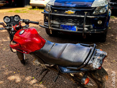Força Tática recupera motocicleta com registro de roubo em Ponta Porã Força Tática recupera motocicleta com registro de roubo em Ponta Porã
