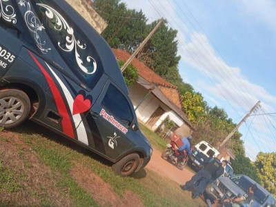 Visitante é assassinado a facada em assentamento próximo de Nioaque Visitante é assassinado a facada em assentamento próximo de Nioaque