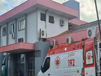 Mulher tenta matar marido com garrafa quebrada em Dourados e é presa Mulher tenta matar marido com garrafa quebrada em Dourados e é presa