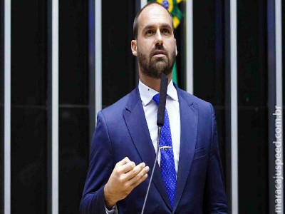 Eduardo diz que família Bolsonaro pode deixar PL se Tarcísio se filiar Eduardo diz que família Bolsonaro pode deixar PL se Tarcísio se filiar