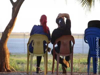 Pousos e decolagens despertam sonhos e encantam moradores do Serradinho Pousos e decolagens despertam sonhos e encantam moradores do Serradinho