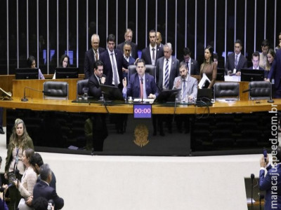 Congresso aprova projeto que torna permanente isenção do IR Congresso aprova projeto que torna permanente isenção do IR