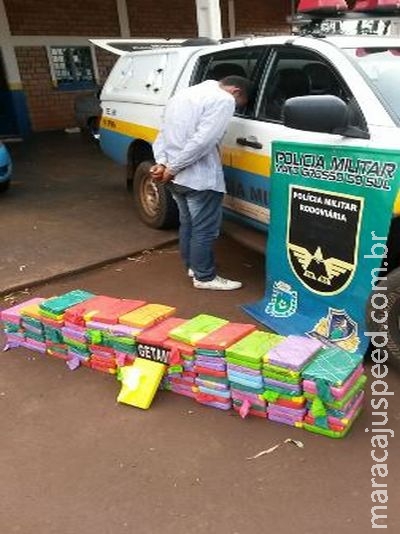 PRE apreende 120 kg de cocaína após condutor furar barreira policial