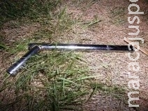 Mulher é agredida com barra de ferro ao terminar relacionamento com ex-marido Mulher é agredida com barra de ferro ao terminar relacionamento com ex-marido