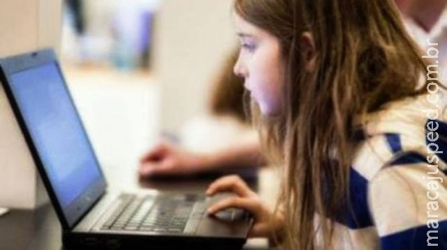 Como uma menina de sete anos hackeou um laptop em 10 minutos Como uma menina de sete anos hackeou um laptop em 10 minutos